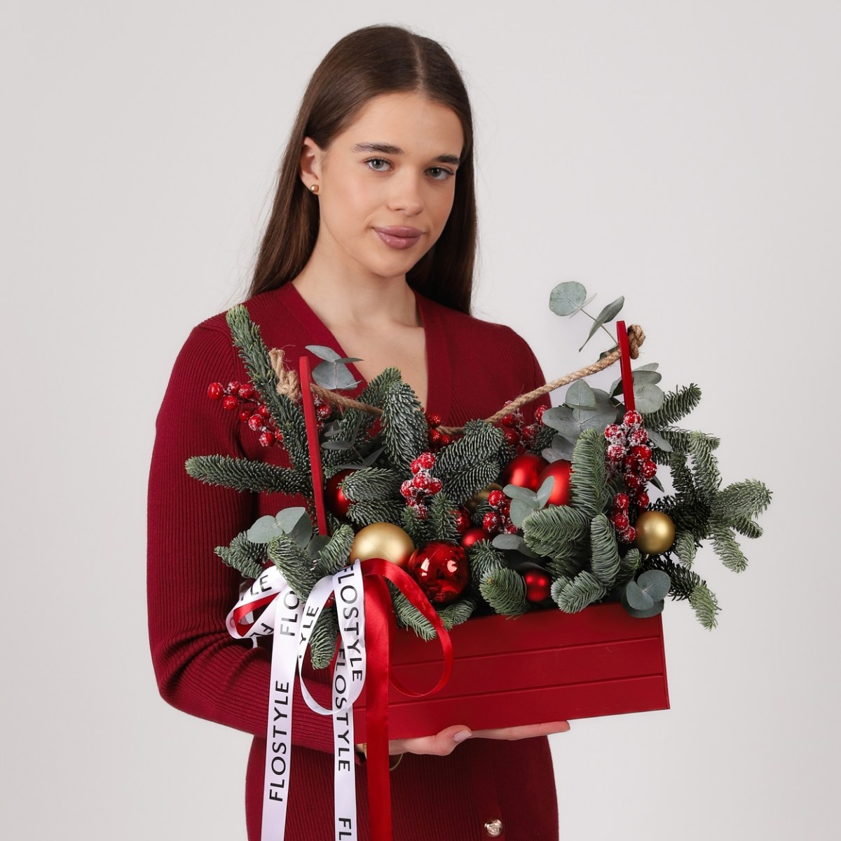 zimnij novogodnij yashchik kashpo s elkoj 4